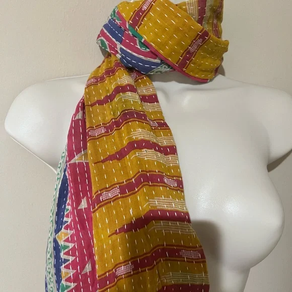 Scarf/wrap - Picture 3 of 3